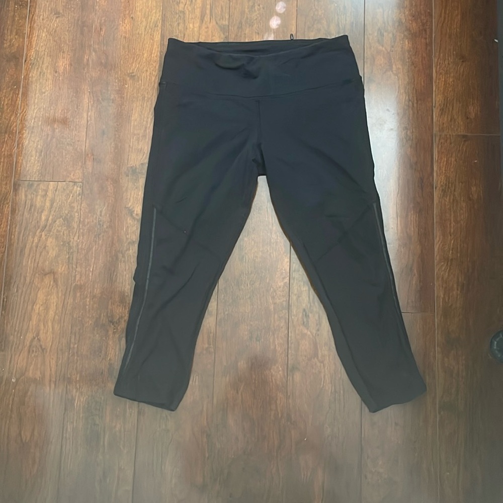 Lululemon crop